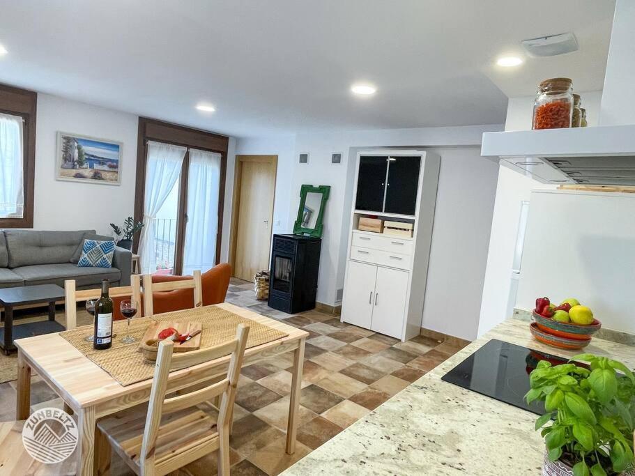 Casa Zunbeltz De 3 Habitaciones En Plena Montana Lezáun Dış mekan fotoğraf